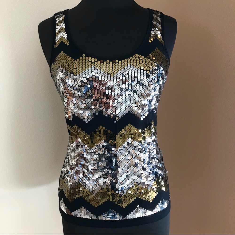 a.n.a Woman’s Stretch Sequin Tank Top Medium